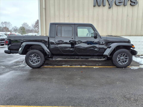 2025 Jeep Gladiator Sport S