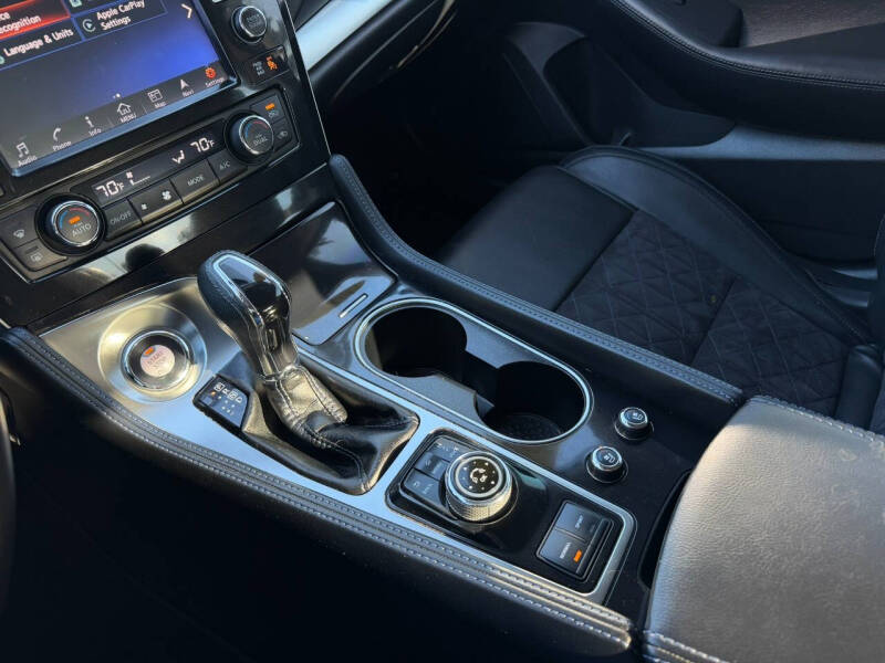 2017 Nissan Maxima 3.5 SR