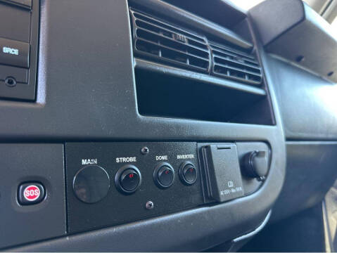 2018 Chevrolet Express 2500