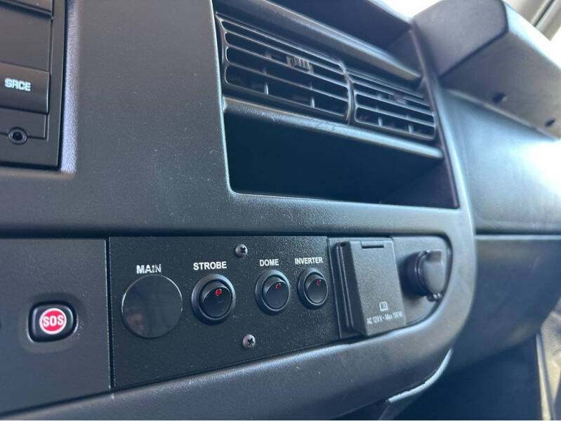 2018 Chevrolet Express 2500