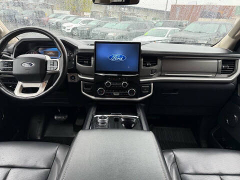 2023 Ford Expedition XLT