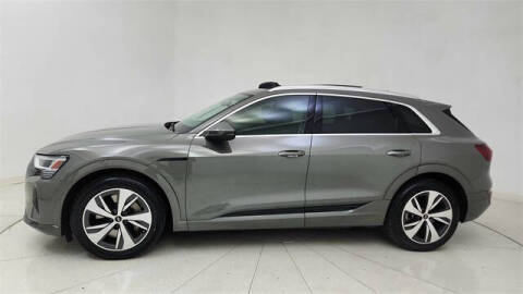 2024 Audi Q8 e-tron quattro Premium