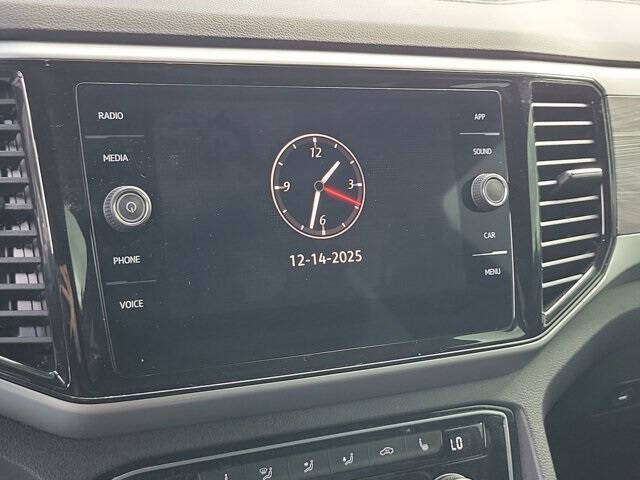 2023 Volkswagen Atlas Cross Sport SE