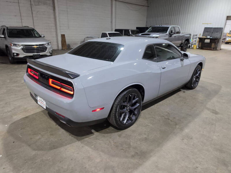 2021 Dodge Challenger SXT