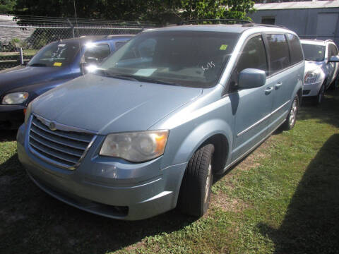 2009 Chrysler Town and Country for sale at New Gen Motors in Bartow FL