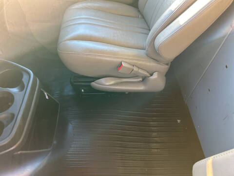 2017 GMC Savana 2500