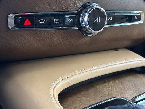 2017 Volvo XC90 T6 Inscription