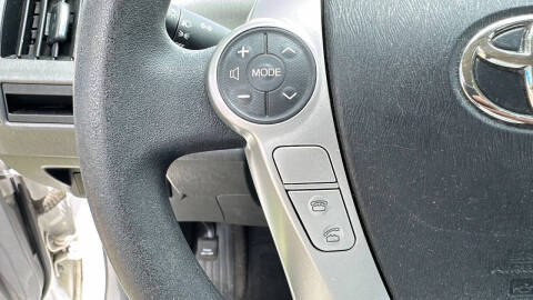 2012 Toyota Prius v