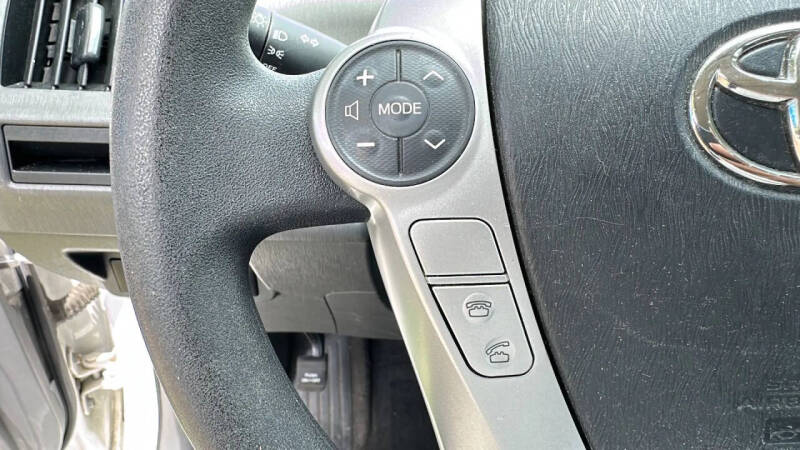 2012 Toyota Prius v