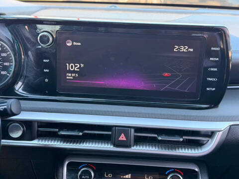 2022 Kia K5