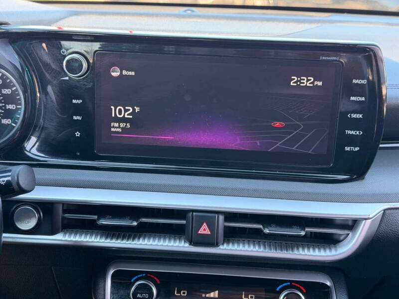 2022 Kia K5