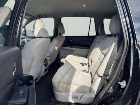 2017 Honda Pilot EX