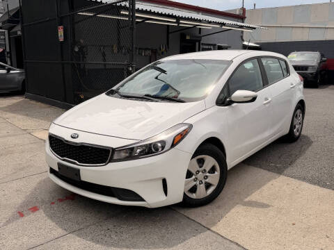 2017 Kia Forte5