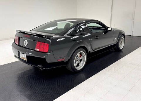2005 Ford Mustang