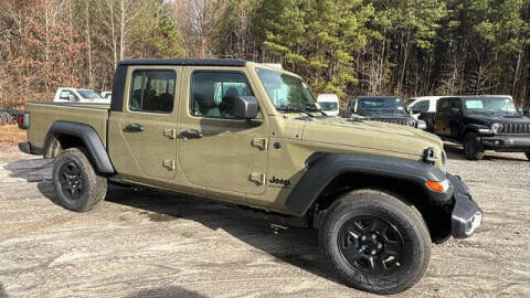 2026 Jeep Gladiator Sport