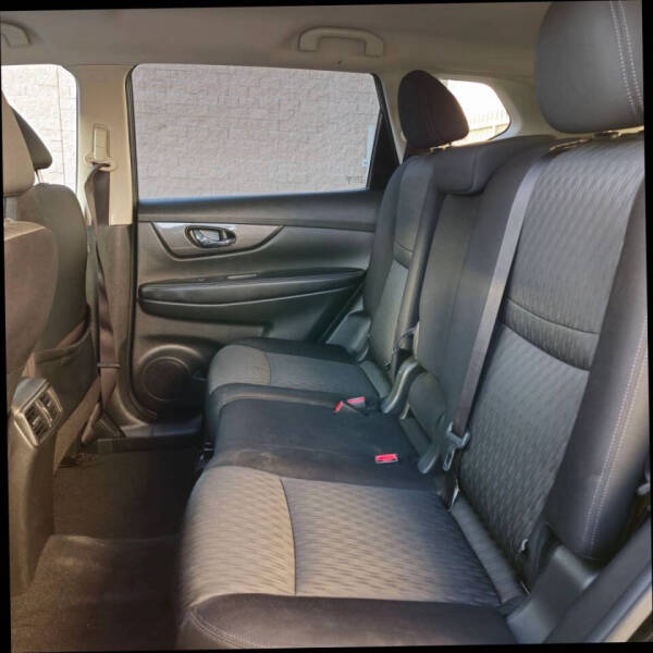 2020 Nissan Rogue SV