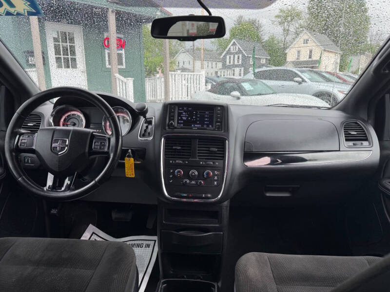 2018 Dodge Grand Caravan SE