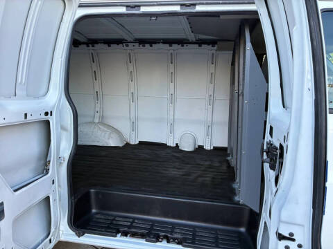 2013 Chevrolet Express 2500