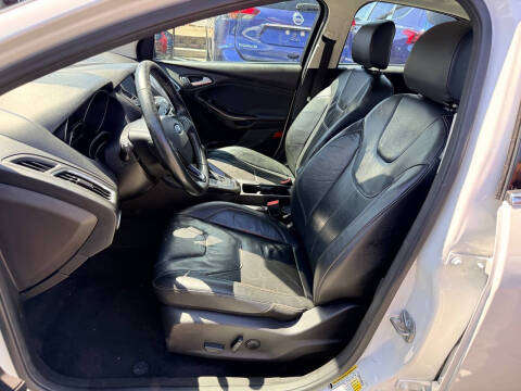 2017 Ford Focus Titanium