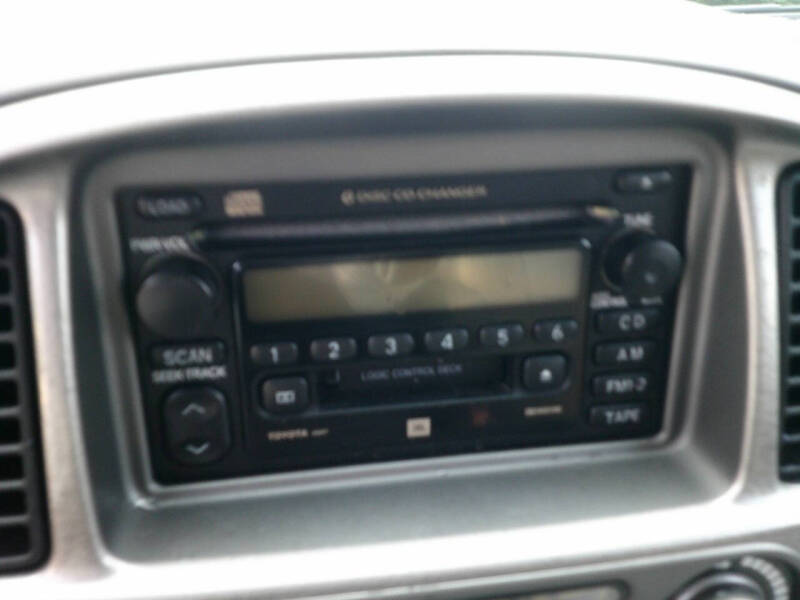 2001 Toyota Sequoia Limited