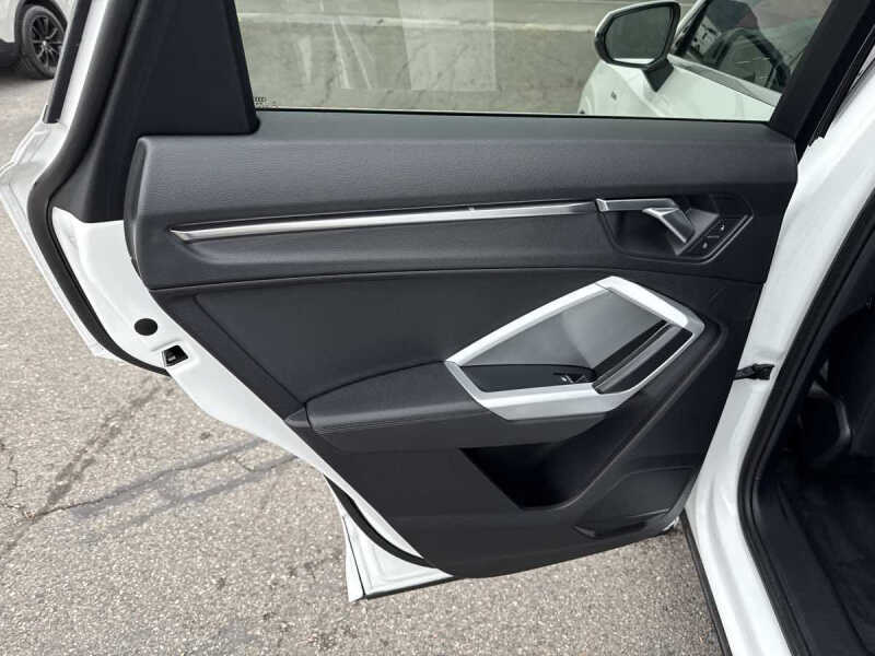 2022 Audi Q3 quattro S line Premium 45 TFSI