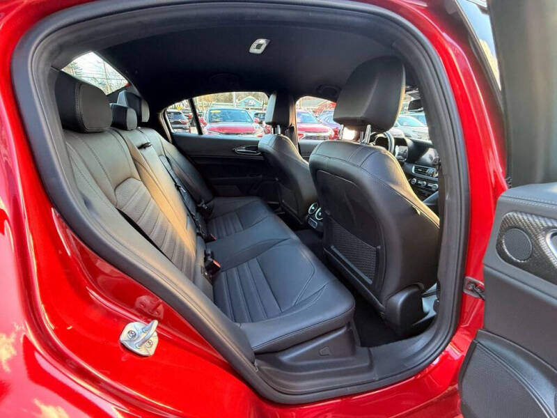 2024 Alfa Romeo Giulia Quadrifoglio