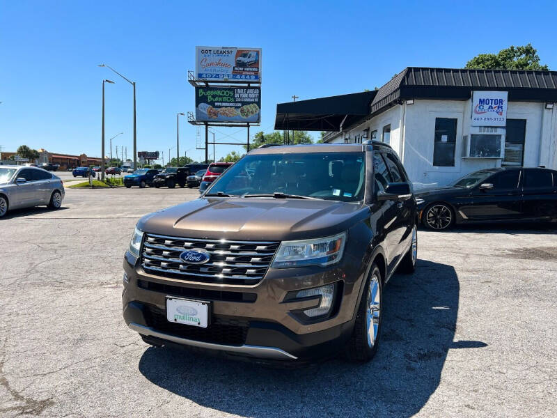 2016 Ford Explorer XLT's photo