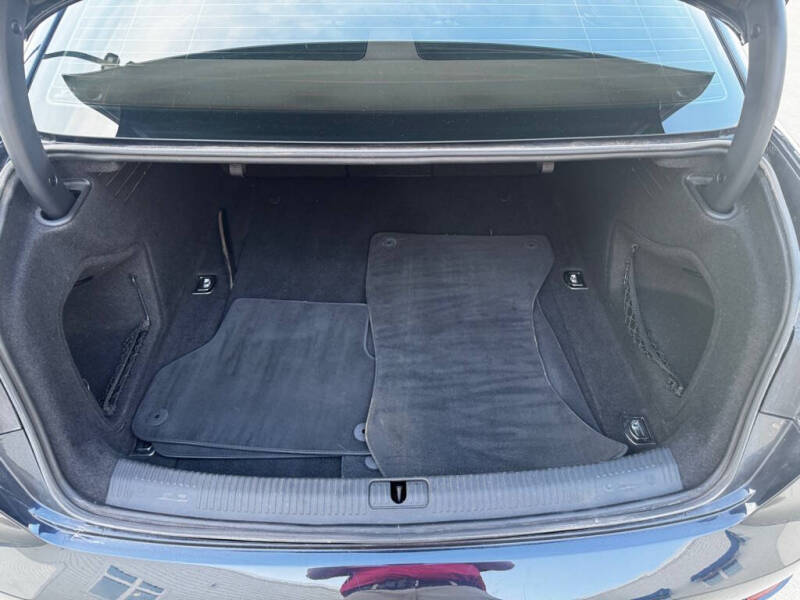 2017 Audi A4 2.0T quattro Premium