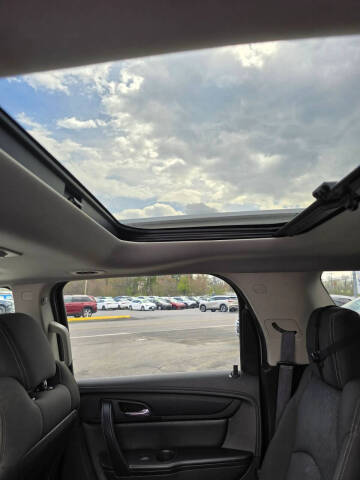 2015 GMC Acadia SLE-2