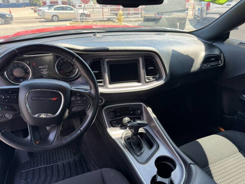 2019 Dodge Challenger SXT
