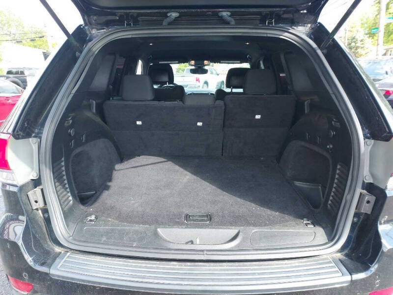 2017 Jeep Grand Cherokee Laredo