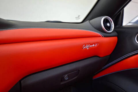 2015 Ferrari California T