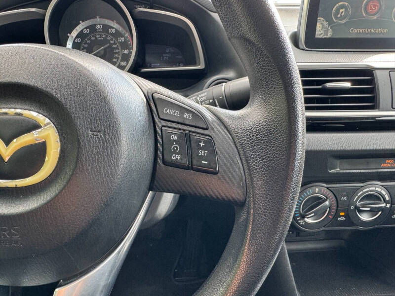 2016 Mazda MAZDA3 i Sport