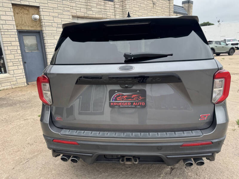 2021 Ford Explorer ST