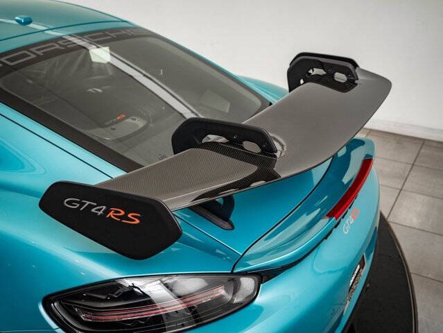 2024 Porsche 718 Cayman GT4 RS