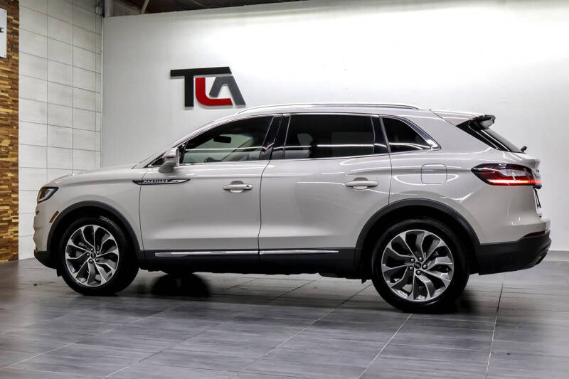 2021 Lincoln Nautilus Reserve