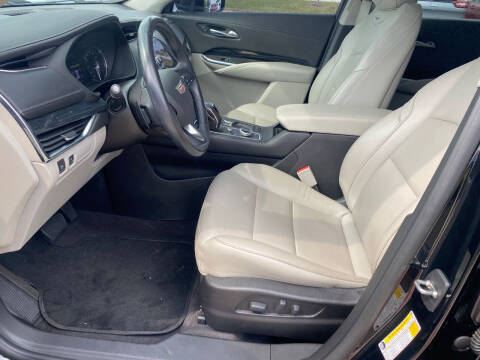 2019 Cadillac XT4 Premium Luxury