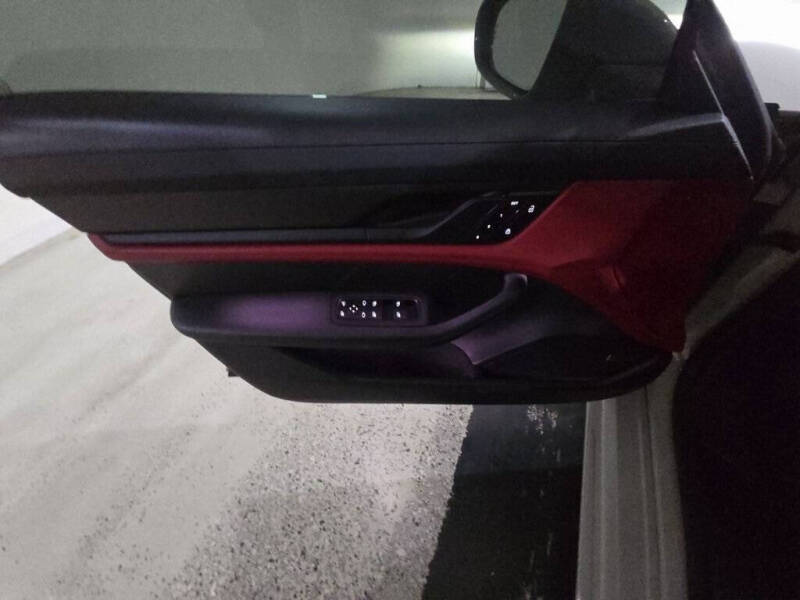 2024 Porsche Taycan GTS Sport Turismo