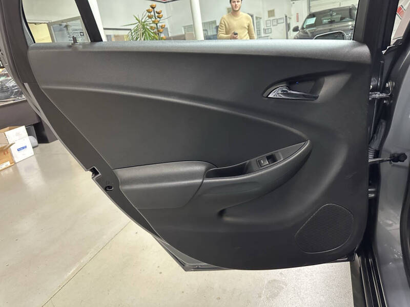 2018 Chevrolet Volt LT