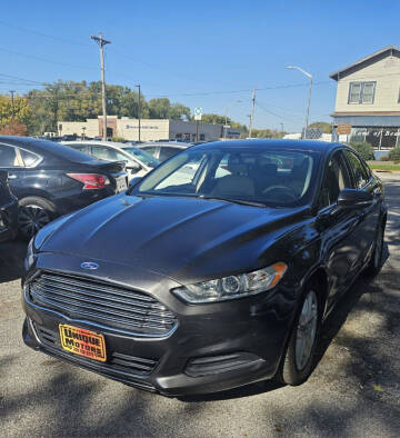 2015 Ford Fusion for sale at Unique Motors in Rock Island IL