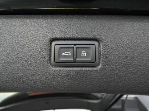 2024 Audi SQ7 4.0T quattro Premium Plus