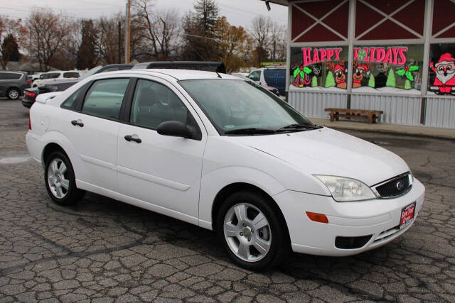 2005 Ford Focus for sale at Jennifer's Auto Sales & Service in Spokane Valley, WA