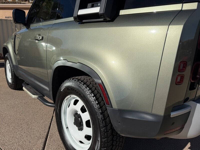 2022 Land Rover Defender 90 Standard