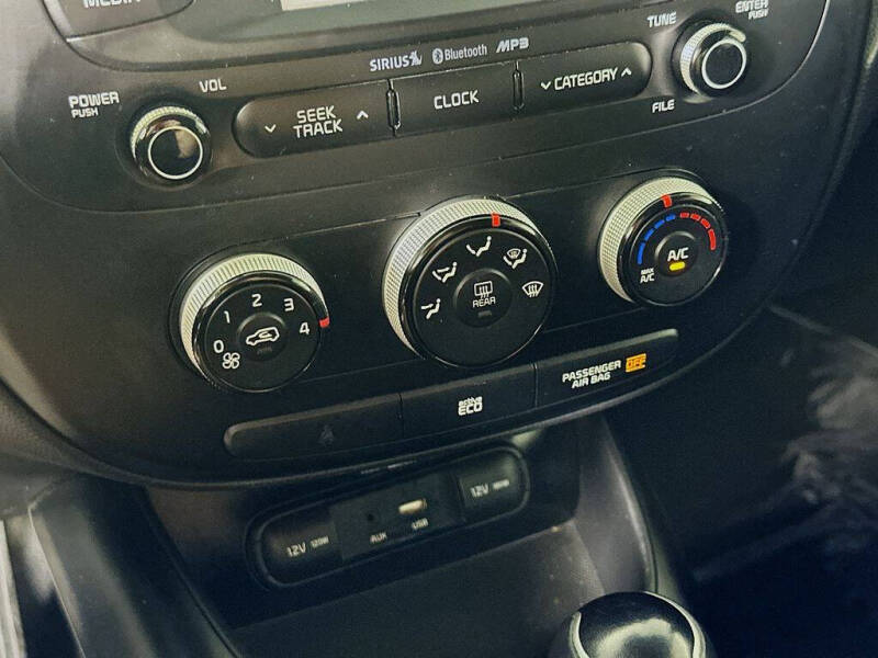 2015 Kia Soul +