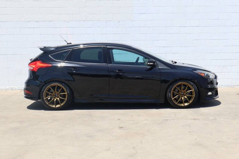 2016 Ford Focus ST