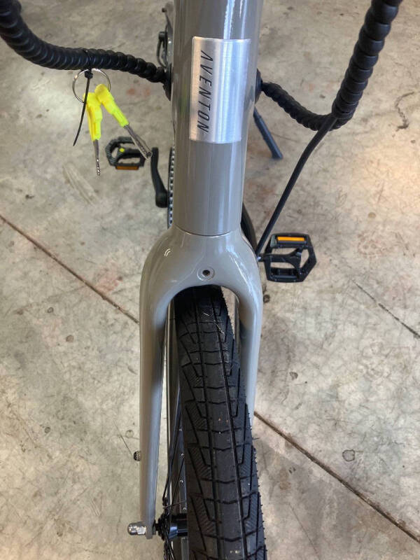 2024 Aventon PE4F4077