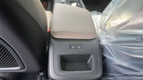 2026 Volvo XC60 B5 Core
