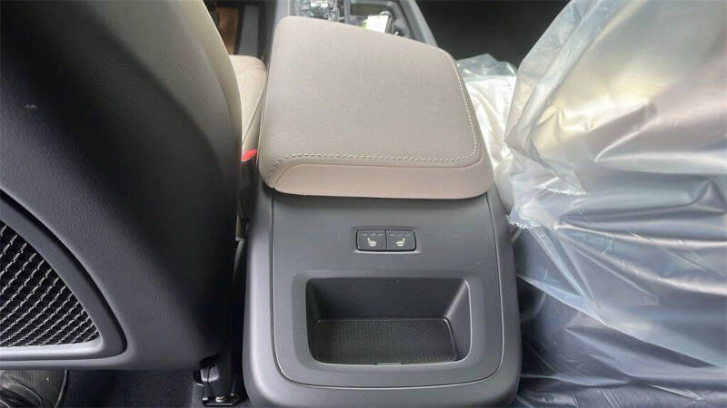 2026 Volvo XC60 B5 Core