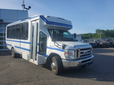 2014 Ford E-Series Chassis