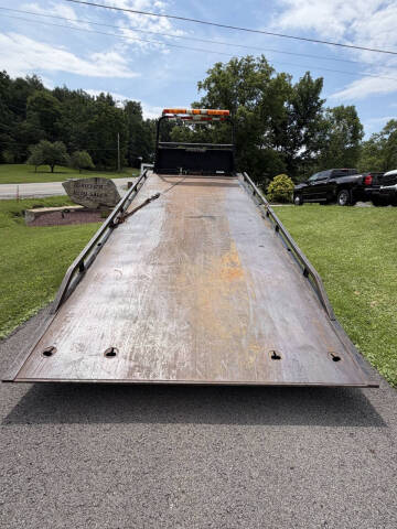2006 International 4300 Rollback